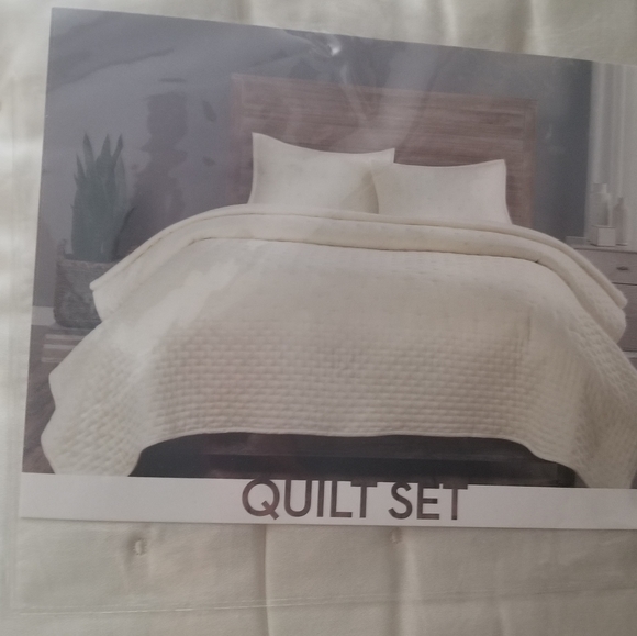 Regency Coverlet Set 3pc - Vue - Picture 6 of 6